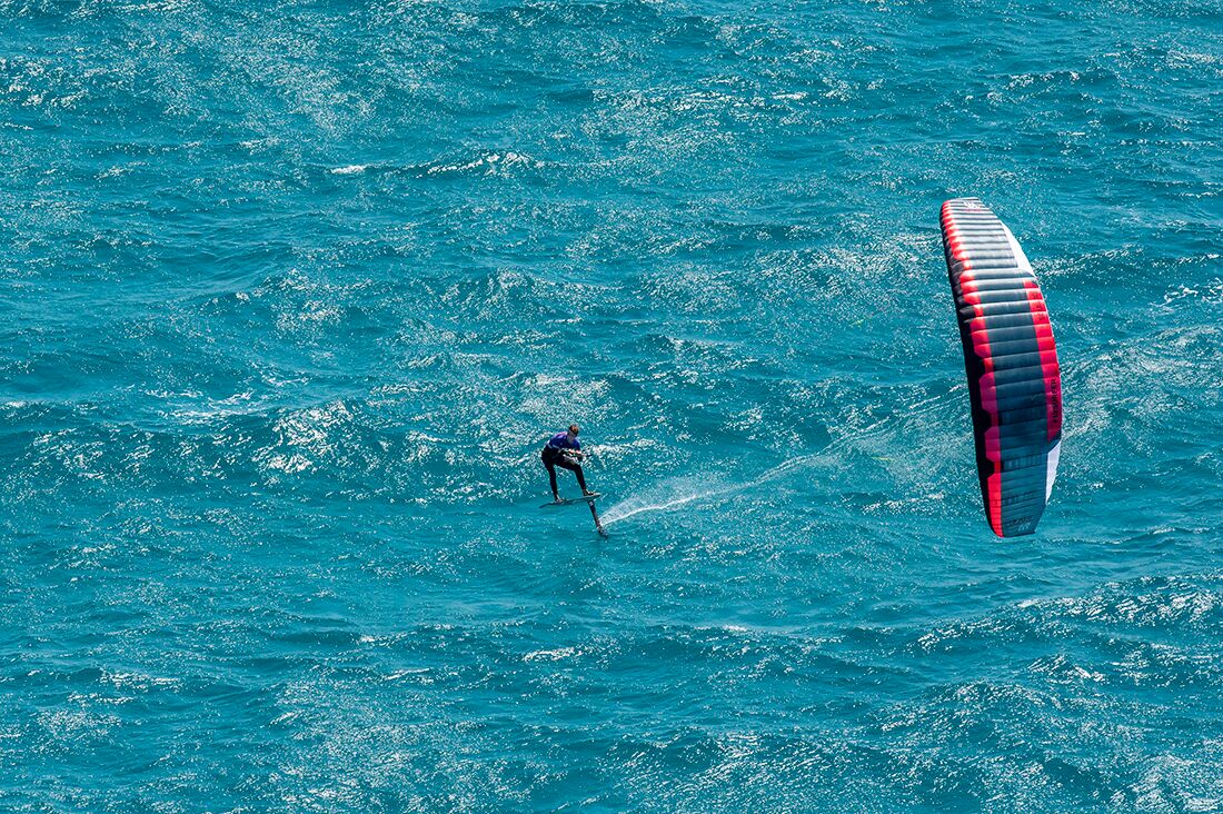 Guy wins The Lighthouse to Leighton Race and breaks a new Record in WA