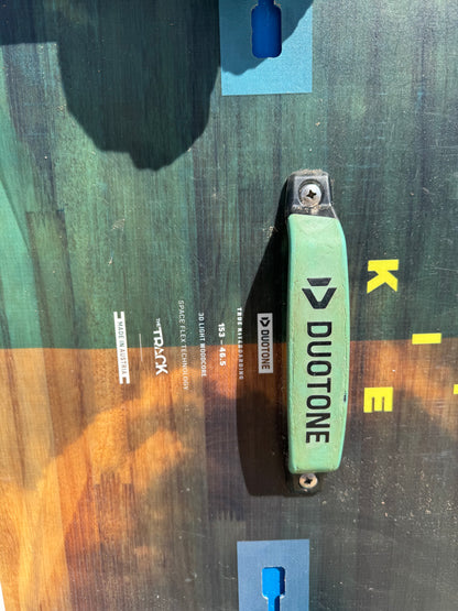 Duotone Spike