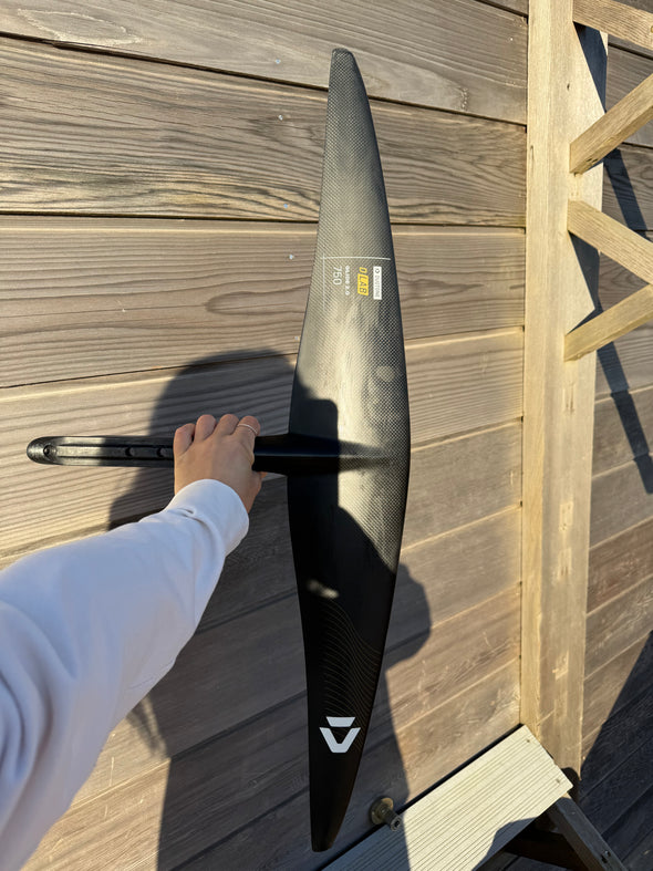 Duotone 750 Glide foil setup